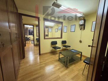 LOCAL COMERCIAL EN  PONTEVEDRA 