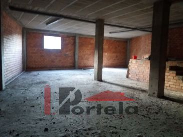 LOCAL COMERCIAL EN  MARíN 