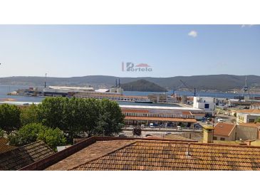 PISO EN  PONTEVEDRA 